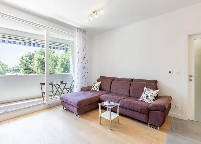 Apartment Ema 3